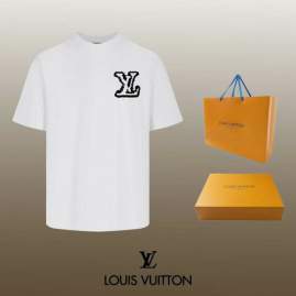Picture of Louis Vuitton T Shirts Short _SKULVXS-Lsxitx626734